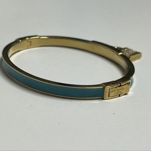 Stunningly pretty Michael Kors bracelets. - Picture 12 of 15